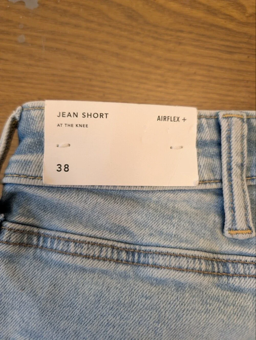 American Eagle Mens Jean Shorts at Knee Air Flex + Size 38